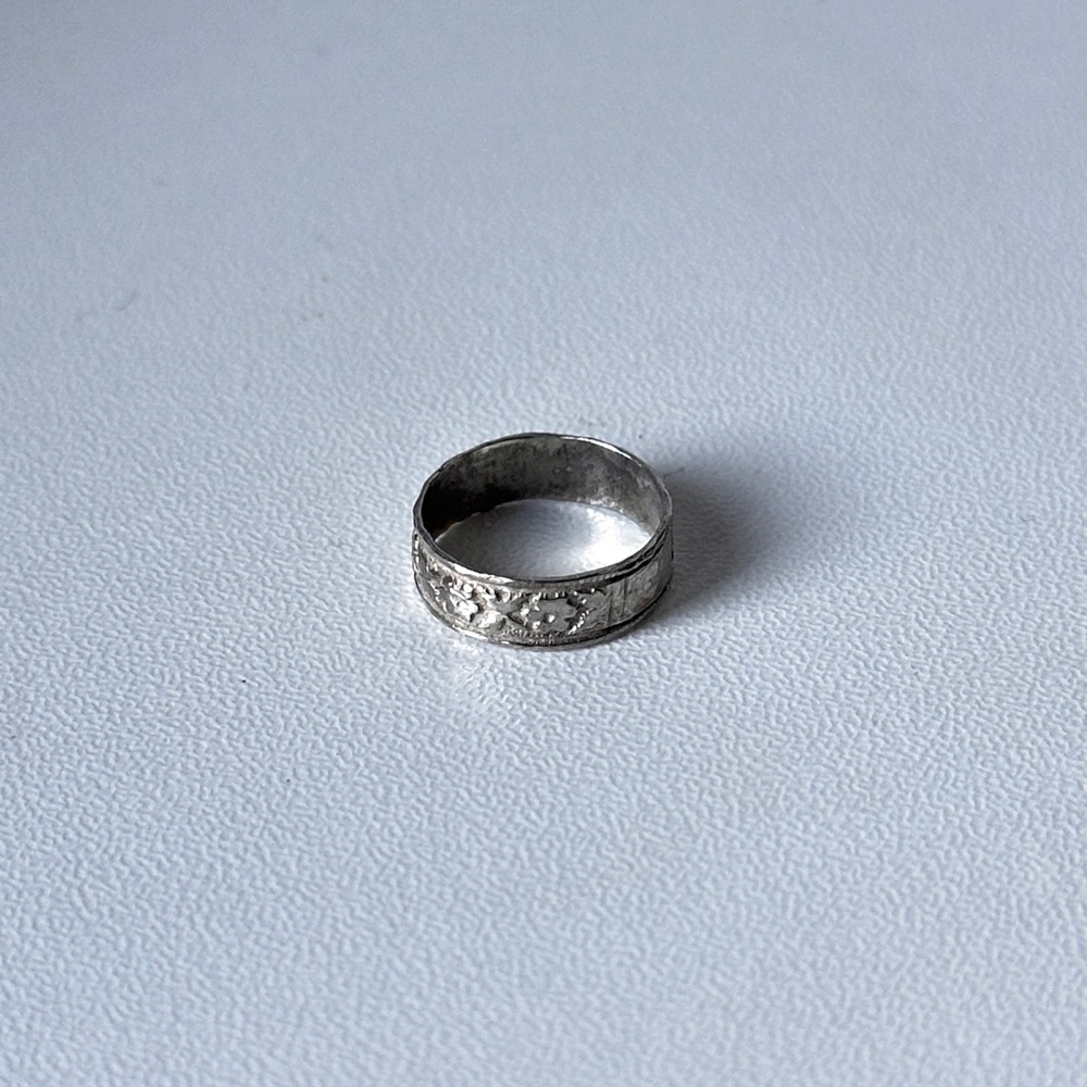 Silver Midi Band ring